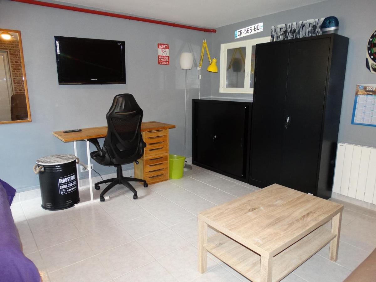Appartement Au Calme Proche D'Un Petit Bois Dans 坎佩尔 外观 照片