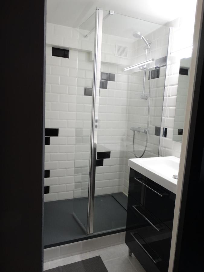 Appartement Au Calme Proche D'Un Petit Bois Dans 坎佩尔 外观 照片