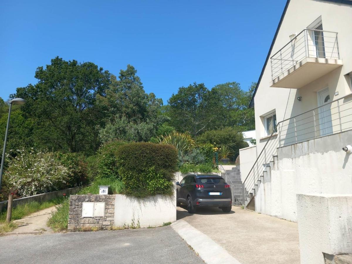 Appartement Au Calme Proche D'Un Petit Bois Dans 坎佩尔 外观 照片
