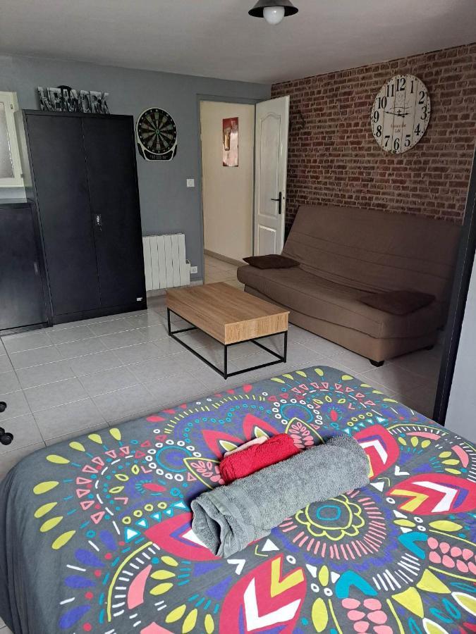 Appartement Au Calme Proche D'Un Petit Bois Dans 坎佩尔 外观 照片