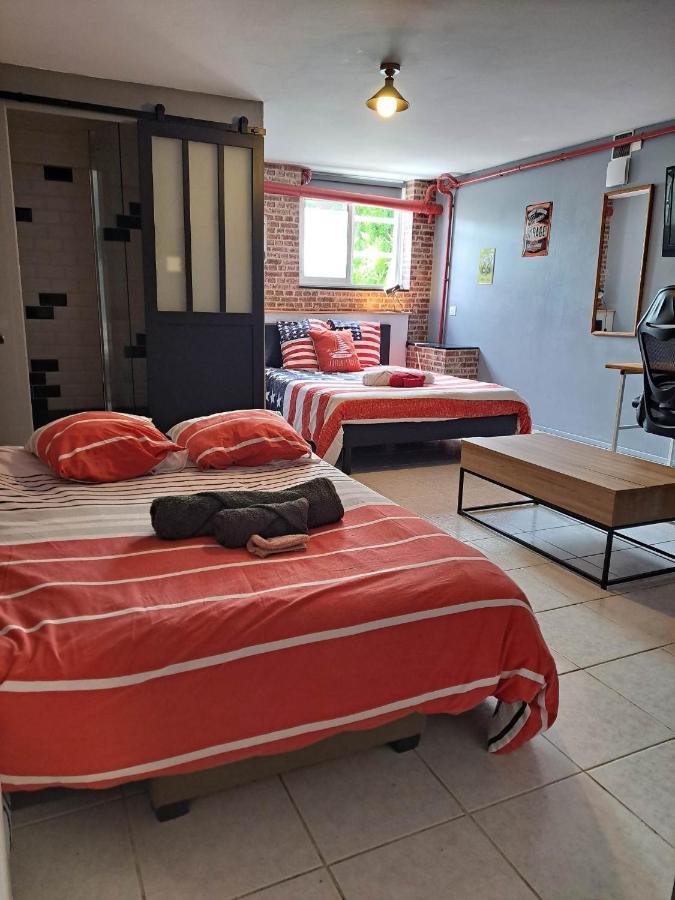 Appartement Au Calme Proche D'Un Petit Bois Dans 坎佩尔 外观 照片